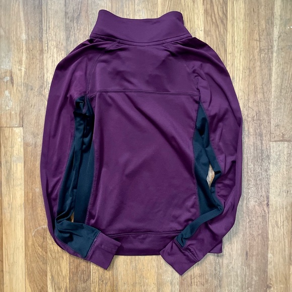 Victoria’s Secret Ultimate Quarter Zip in XS - Picture 4 of 4